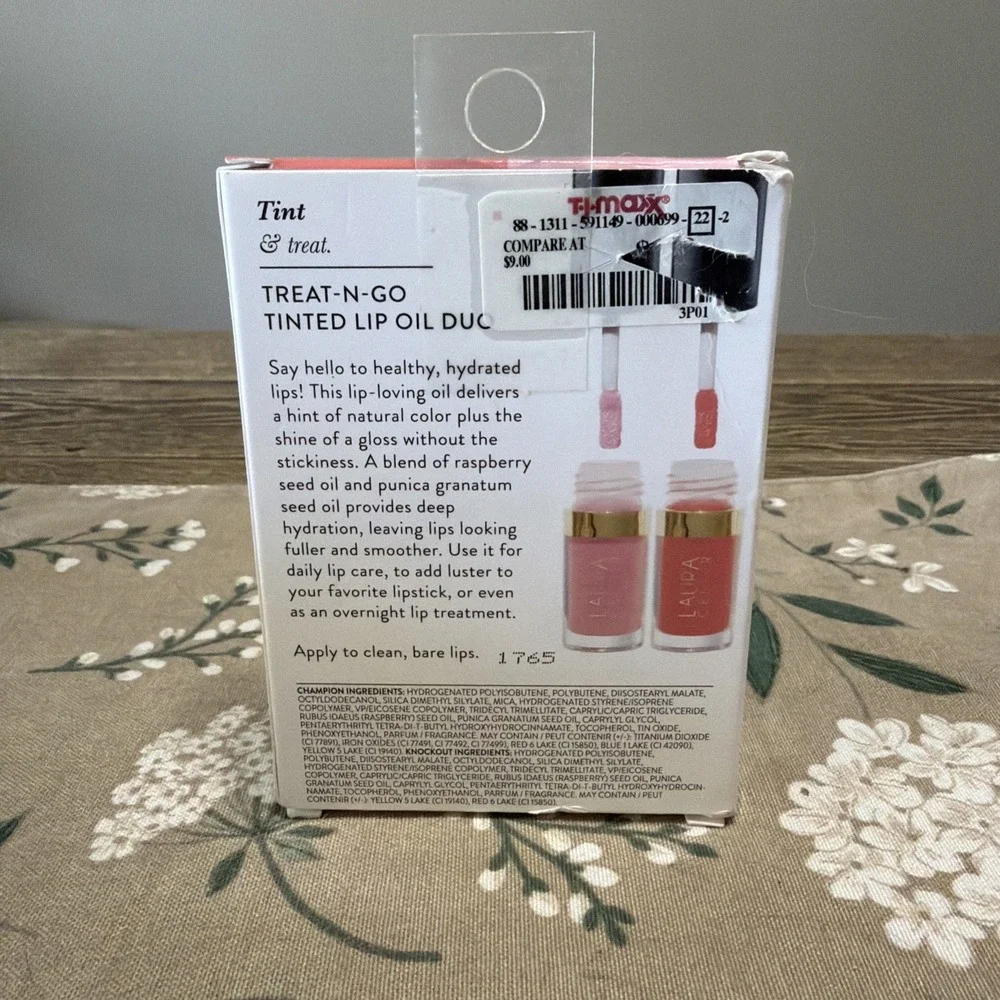 Laura Geller Treat-N-Go Hydrating Lip Oil Duo Pink Red 0.11 fl oz / 3.2 ml - Picture 3 of 3
